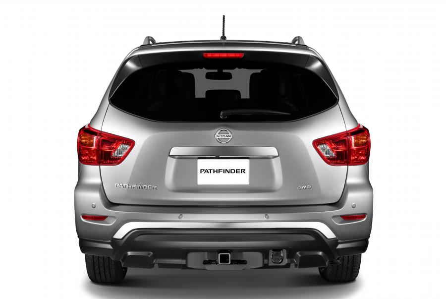  Nissan Pathfinder 2017 года  (LA) (фото 28 из 32)